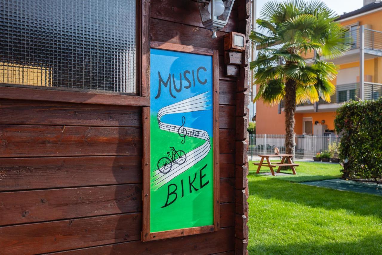 Music & Bike, With Garden And Veranda + Bicycles Arco Zewnętrze zdjęcie